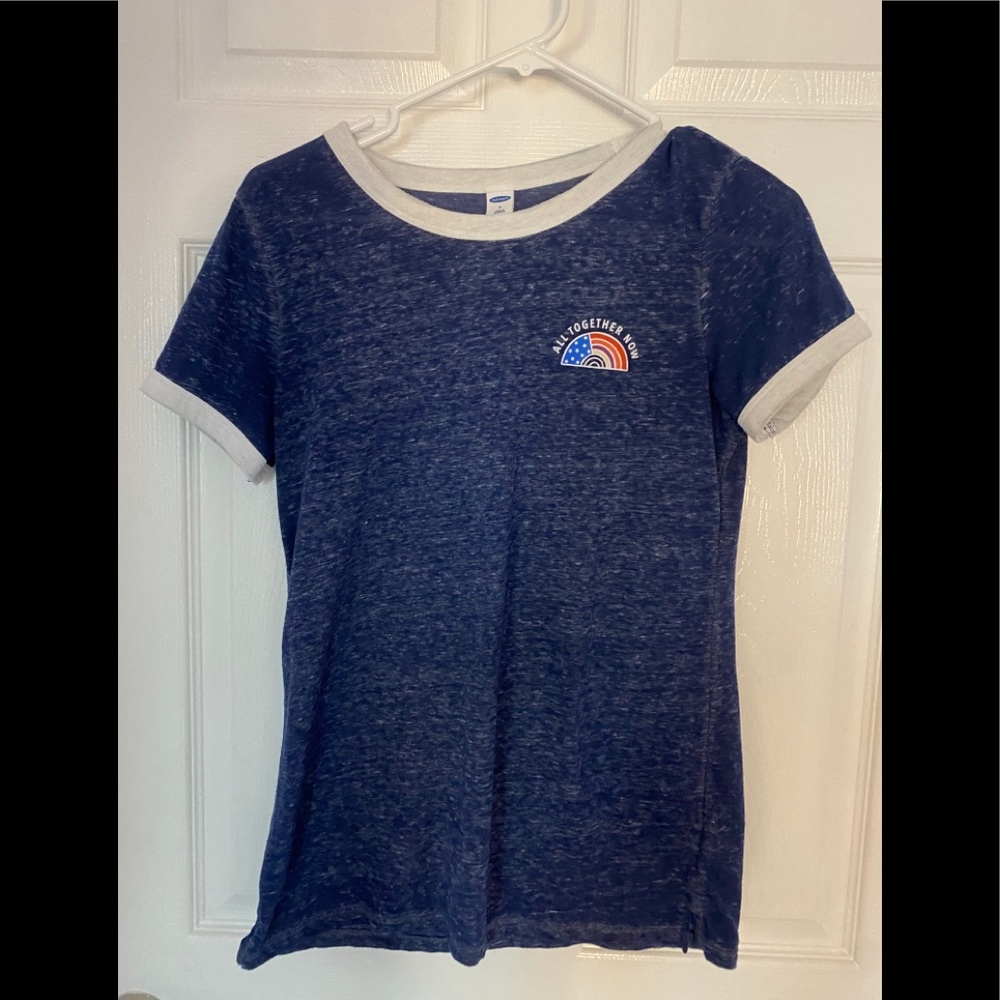 T shirt from old navy